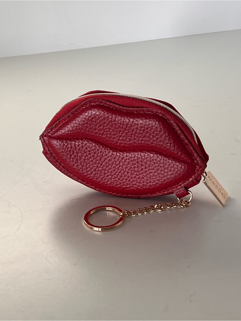 NWOT Pandora Red Lips Coin Purse Pouch Keychain Bag Charm Leather Valentine GWP